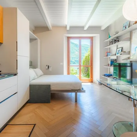Lakeside Garden Apartment Laglio